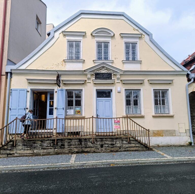 Červený Kostelec