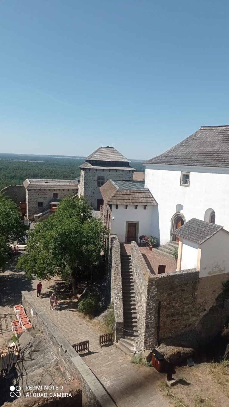 Kunětická hora